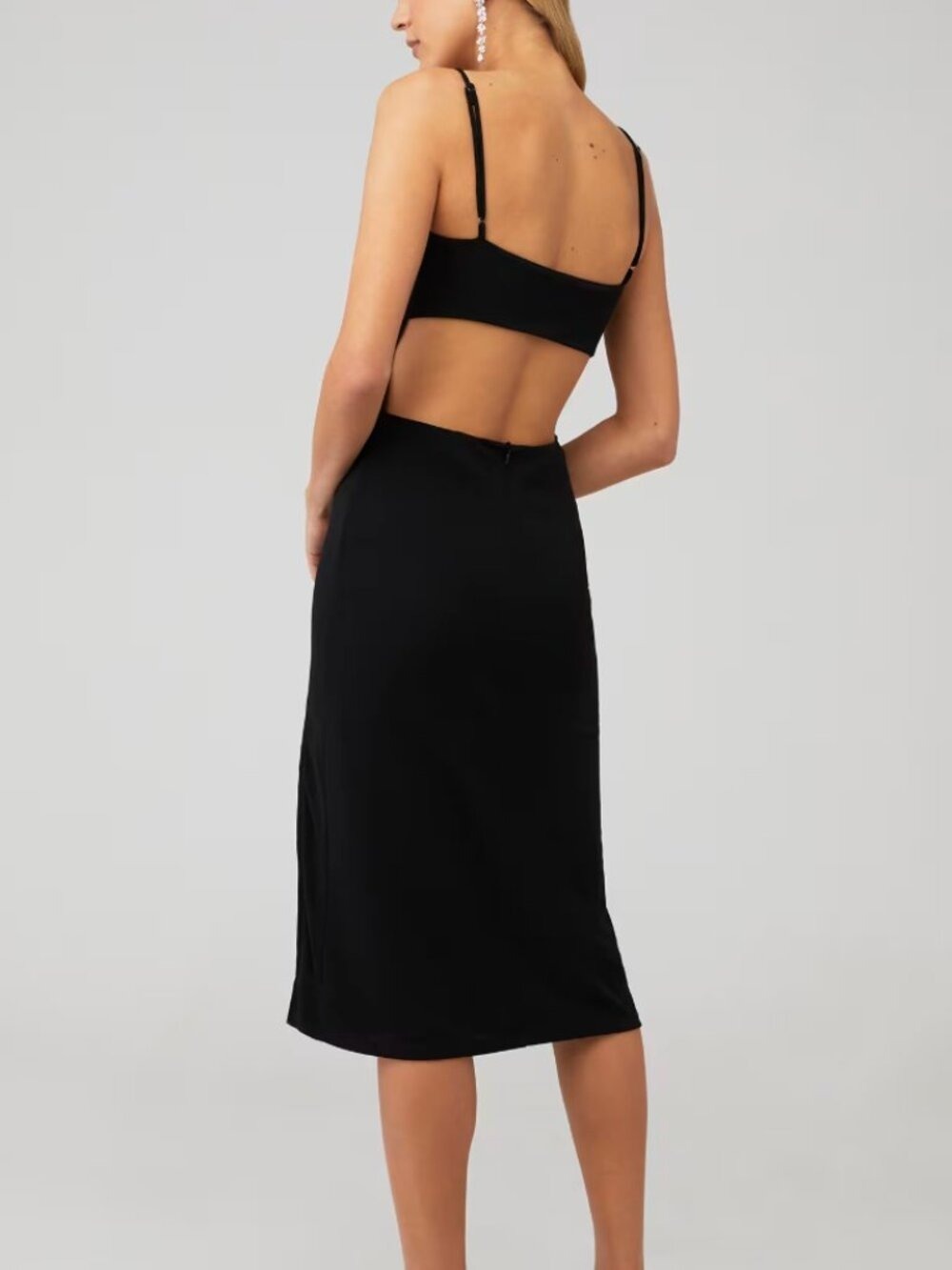 ASTR GELLER DRESS - Black - Picture 3 of 9